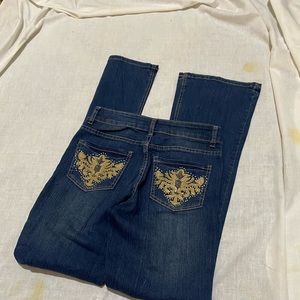 Women’s blue jeans